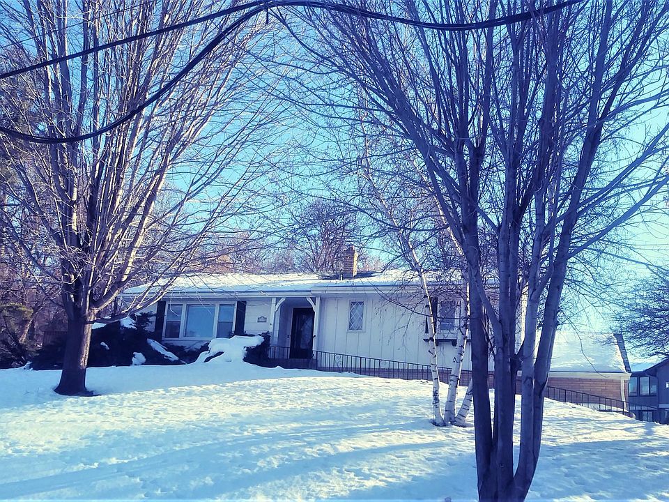 1st image of 1380 Wachtler Ave