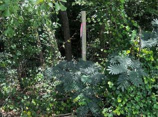 6671 Norvell Rd, Wade, NC 28395