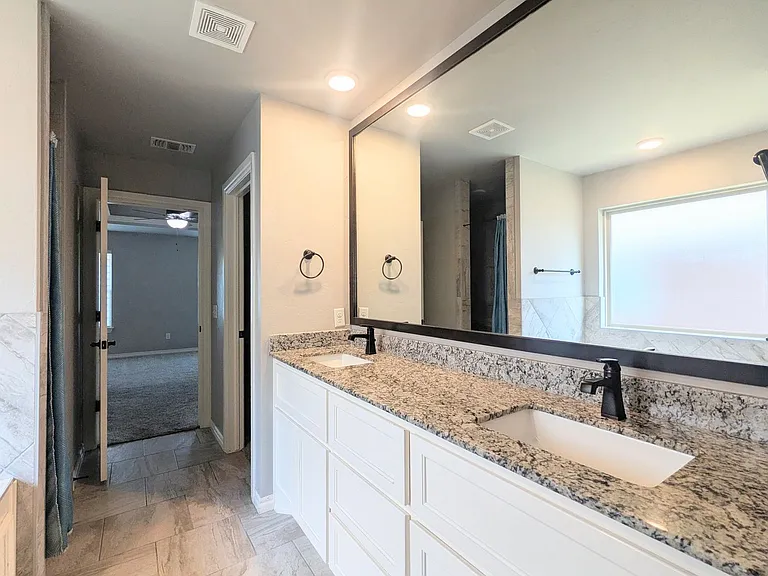 15808 Iron Ridge Rd — Photo 8