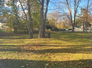 (Undisclosed Address), North Kingstown, RI 02852