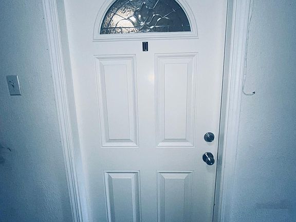 2nd image of 1214-1216 7th Ave APT D