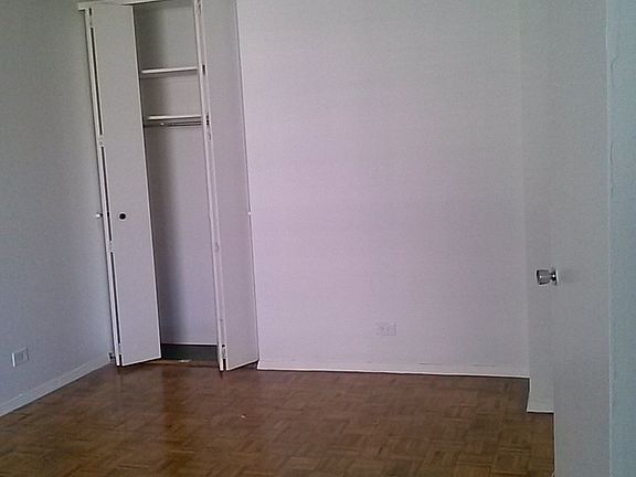 4th image of 13835 Elder Ave APT 4F