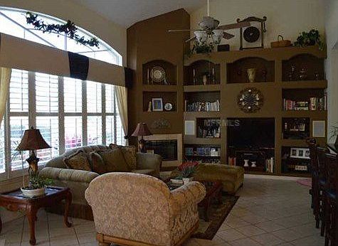 3rd image of 13549 Magnolia Park Ct