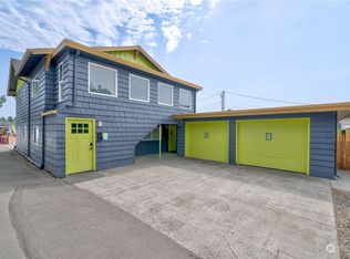 109 6th St SW, Long Beach, WA