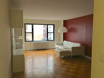 Rented by Manhattan Apartment Organization