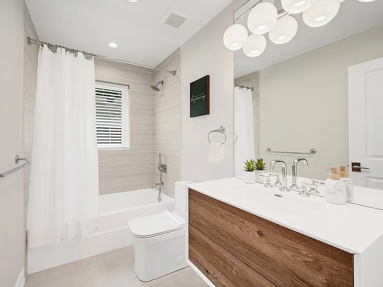 511 Forest Ave #2 — Photo 7