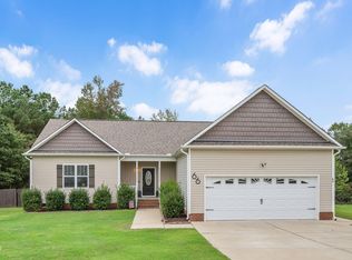66 Scooter Cir, Four Oaks, NC 27524