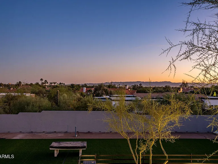 3282 E Palo Verde Dr — Photo 114