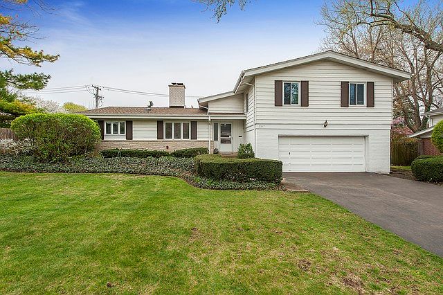 1st image of 2317 Meadow Dr S