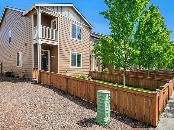 3rd image of 7119 NE 152nd Pl