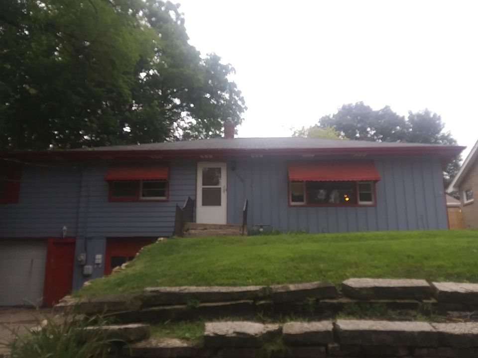 1st image of 1604 Oakes Ave