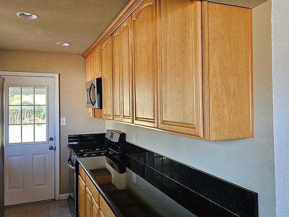3rd image of 1306 Frances Dr