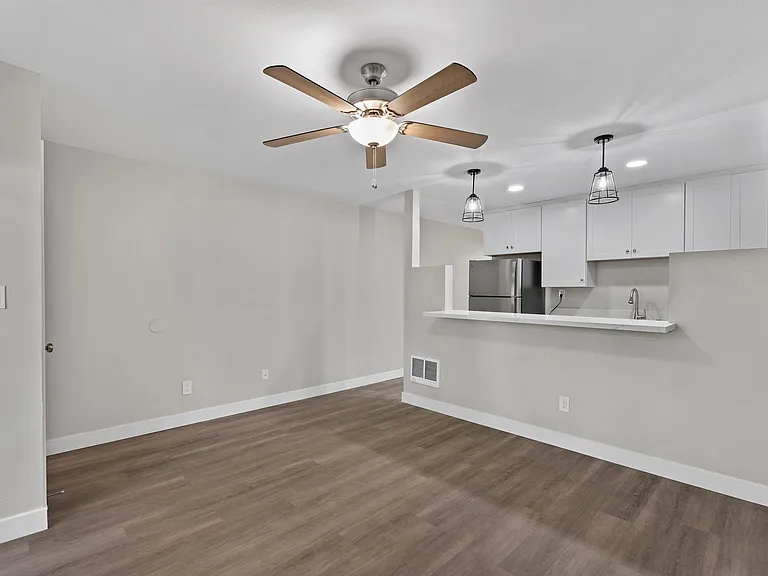 Point Loma Bay Apartments | Coastal Living Near the Beach — Photo 53