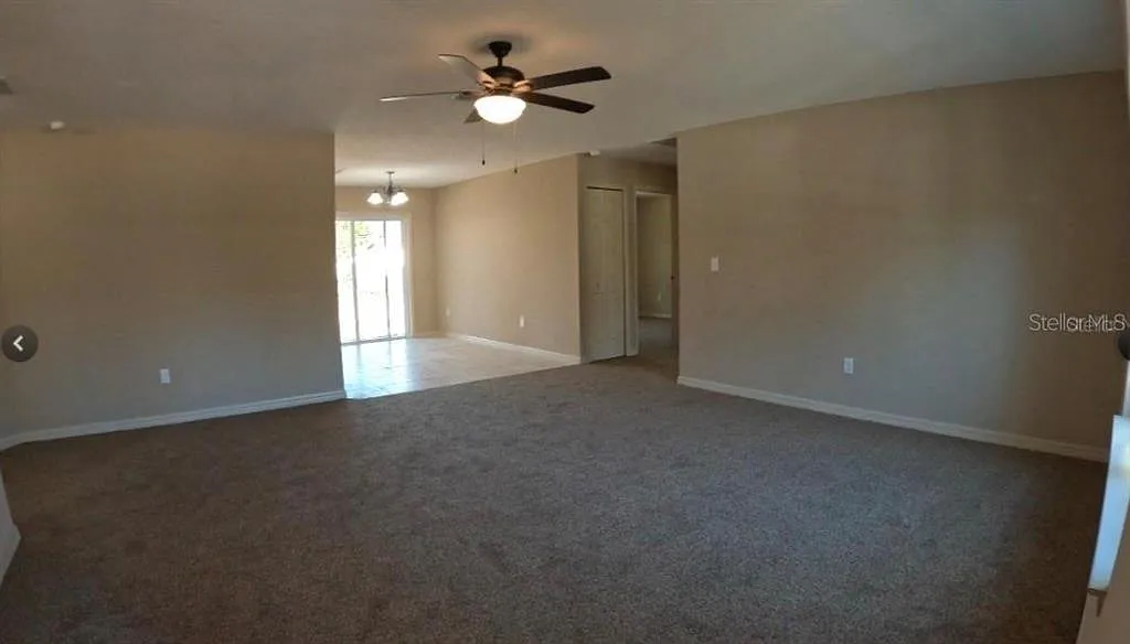 3 bed, 2.0 bath, 1332 sqft, $1,900 — Photo 3