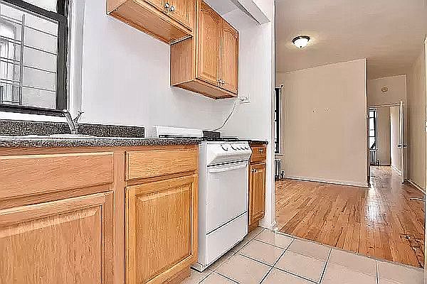 1st image of 105 W 138th St #4E