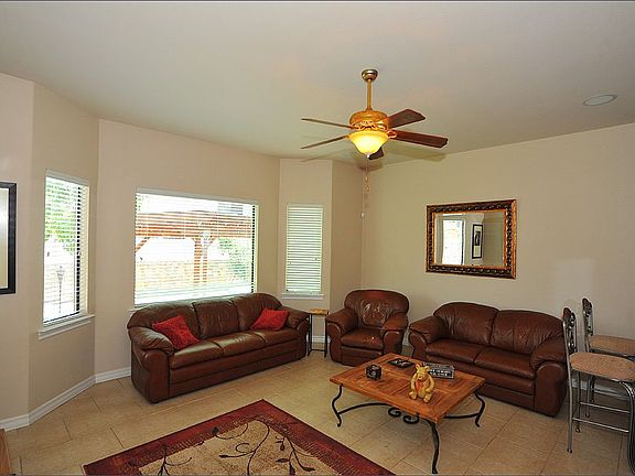 5th image of 5712 Valley Oak Dr
