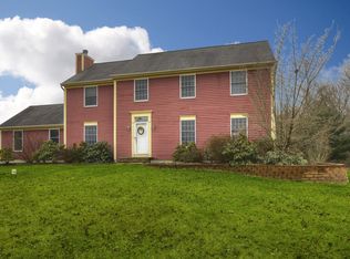 25 Allens Rd, Hightstown, NJ 08520