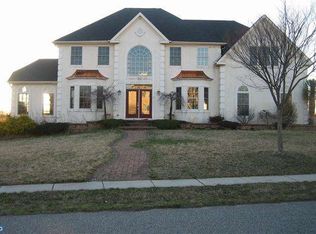 19 Hunters Creek Cir, Mullica Hill, NJ 08062