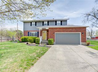 1020 Deer Creek Cir, Dayton, OH 45449