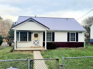 113 George St, Staunton, VA 24401