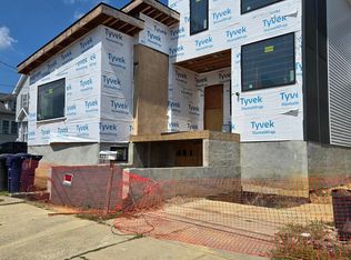 422 Thomas St, Perth Amboy, NJ 08861