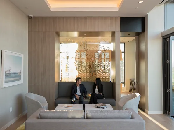 250 Ashland Place image 8 of 16