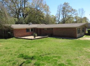 808 Pecan Ln, Tylertown, MS 39667