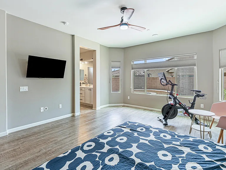 8134 N Circulo El Palmito — Photo 20