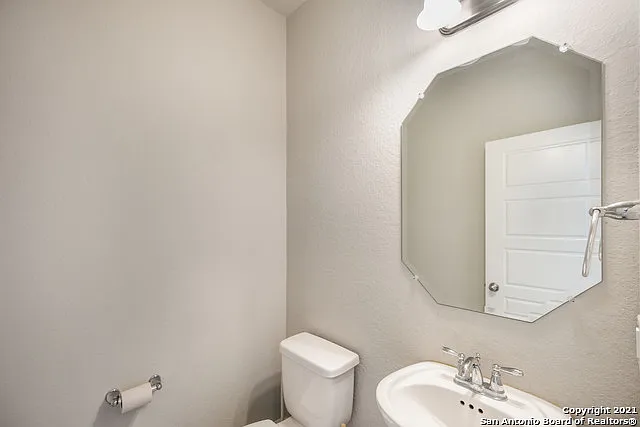 12222 Chena Lk — Photo 5