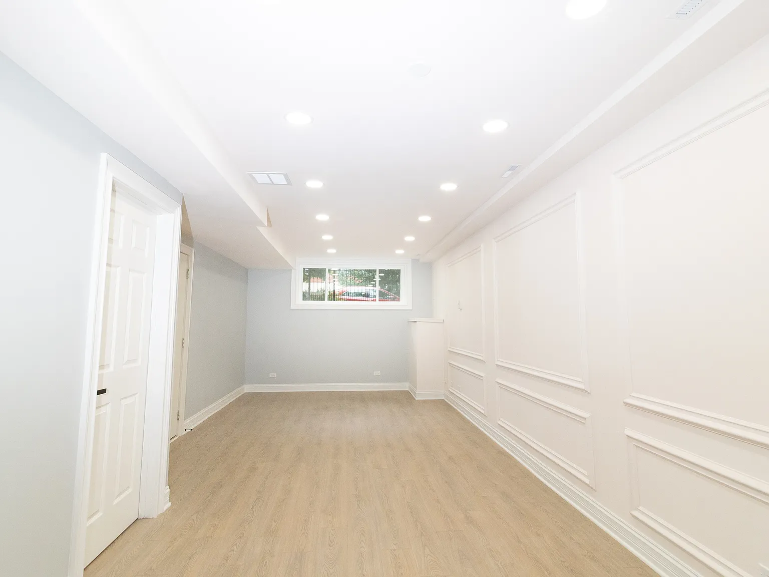 2 bed, 900 sqft, $2,700 — Photo 4
