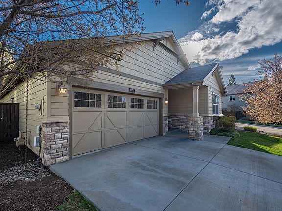 3rd image of 19711 SW Aspen Ridge Dr
