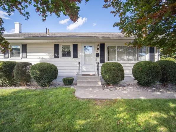 44 Stedman St, Chicopee, MA 01013