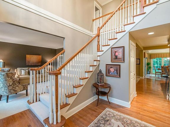 5th image of 7801 Lanham Ct