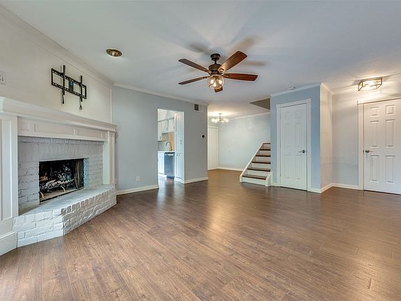 4th image of 5200 Martel Ave APT 2B