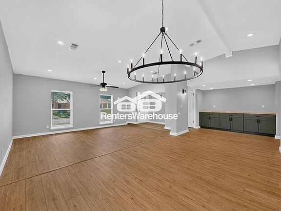 5th image of 4413 Campion Ln