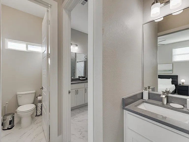 3420 Nomas St — Photo 27