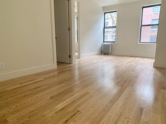 5th image of 304 E 77th St APT 6