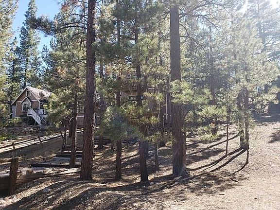 2nd image of 202 S Pineview Dr