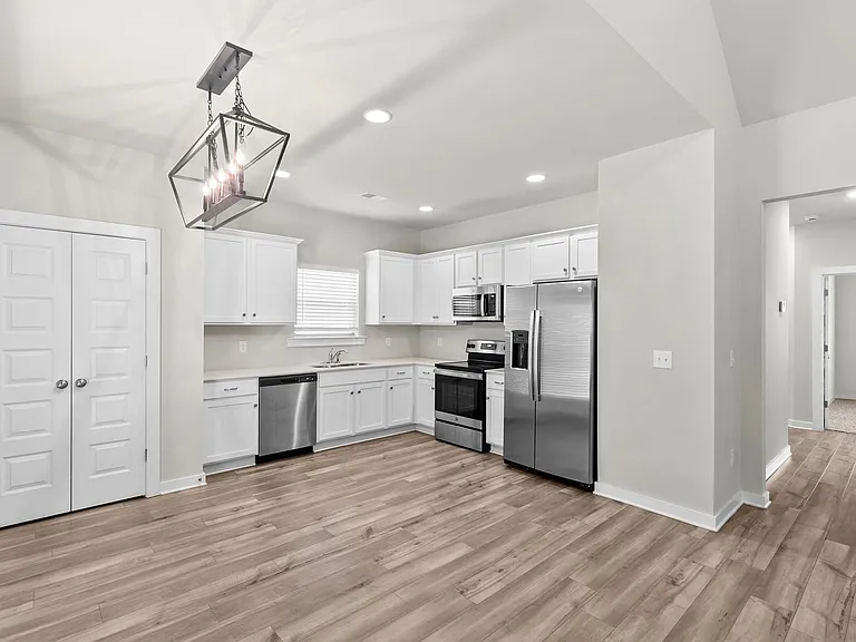 275 Avalon Way — Photo 15