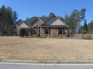 11 Cainbridge Park Dr, Newnan, GA 30263
