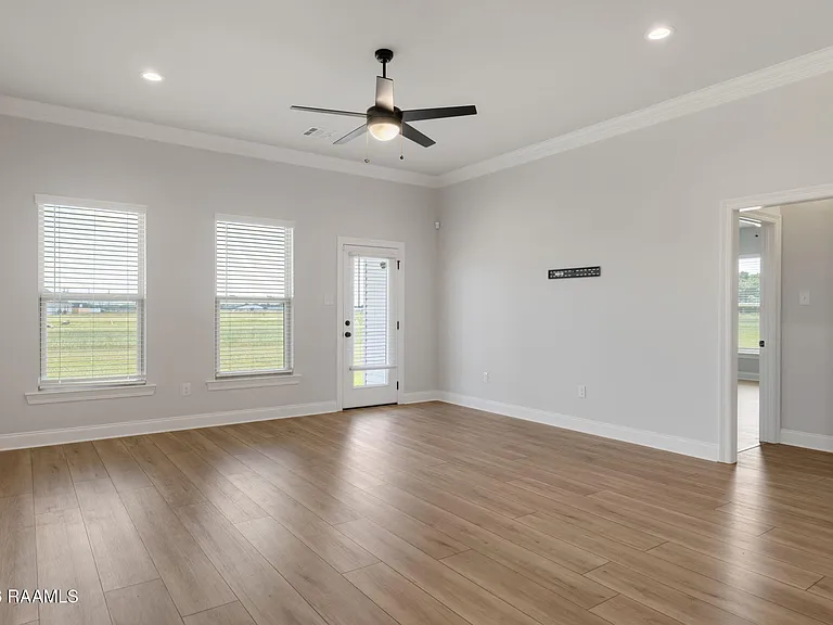 106 Bejeweled Ave — Photo 14