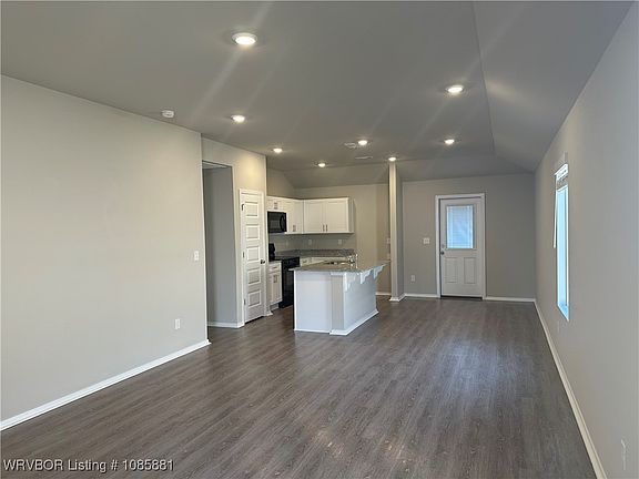 4th image of 8825 Preston Wood Dr