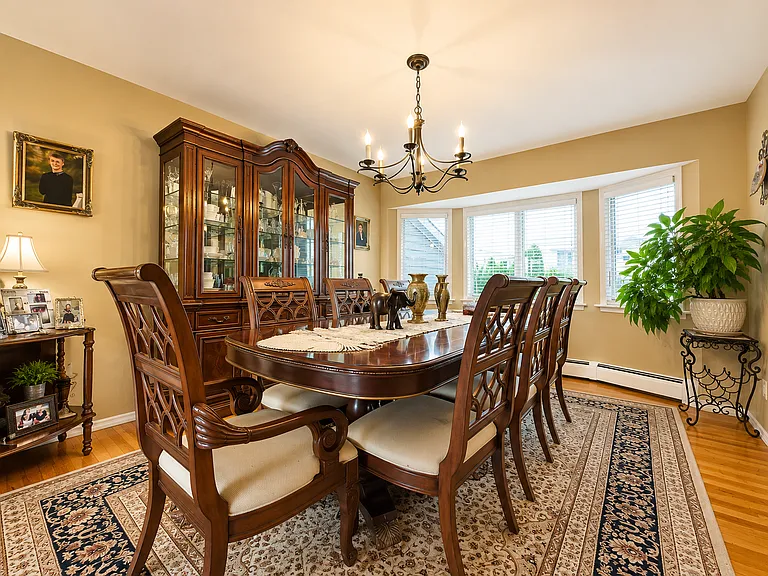 Whitewood Dr — Photo 6