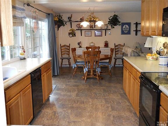 4th image of 1722 Capistrano Dr