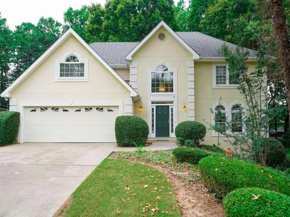 1419 Dunsford Cir, Suwanee, GA 30024