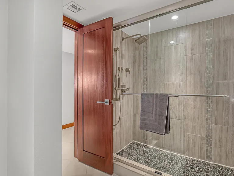 5200 N Ocean Dr #1902 — Photo 40