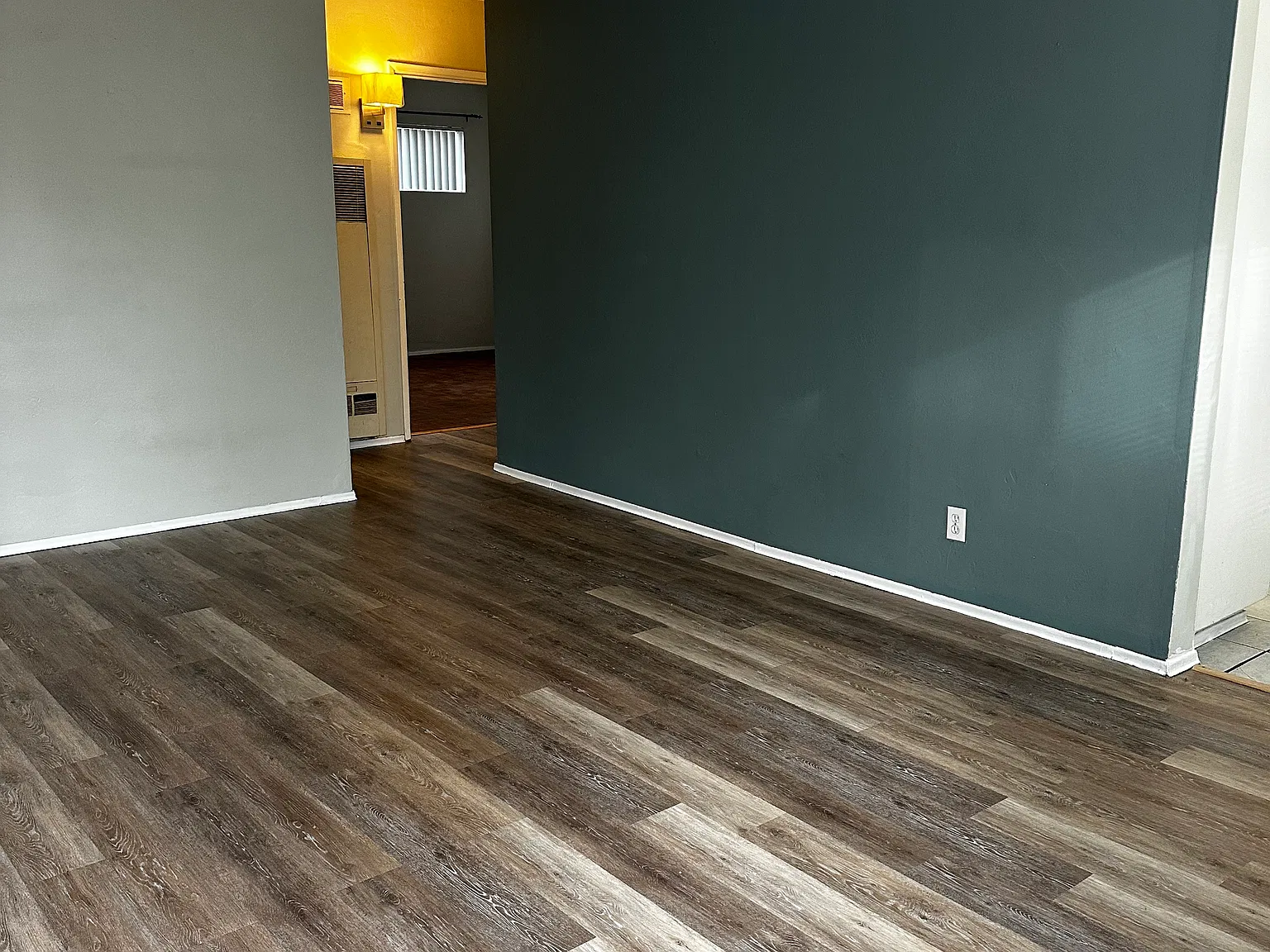 3020 Ivy St — Photo 2