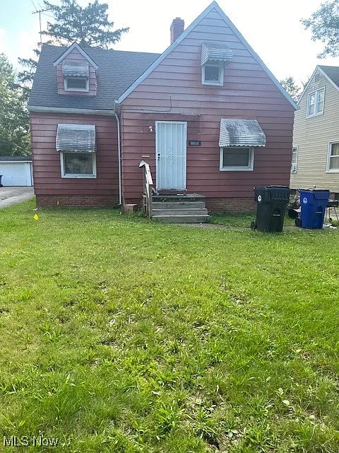 3853 Lee Heights Blvd photo 1