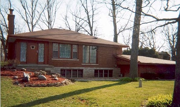 1st image of 7939 W 121st St