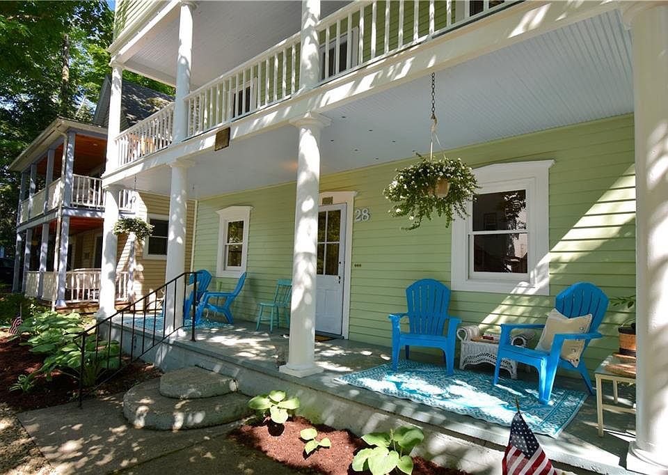 1st image of 28 Foster Ave
